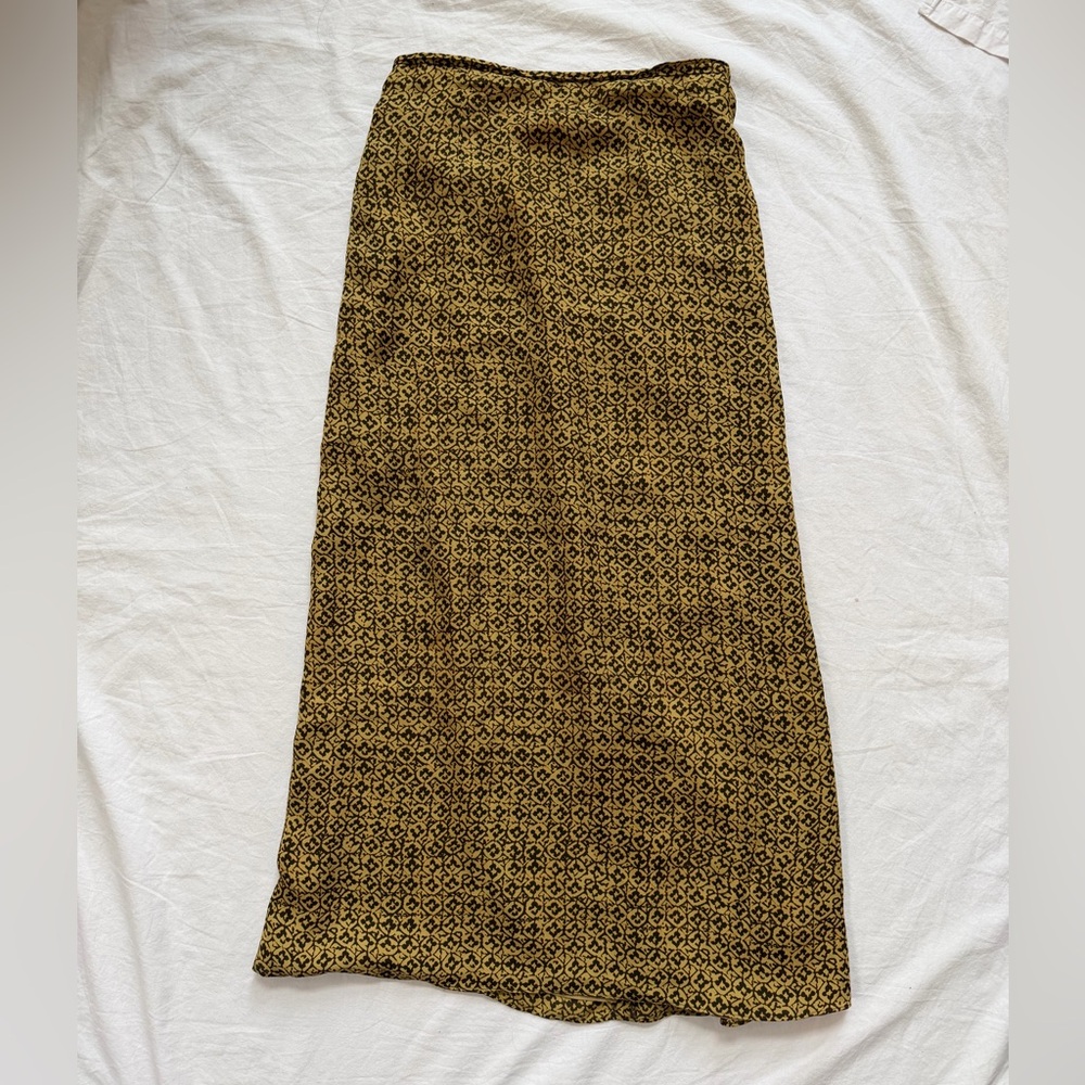 Rena Rowan Black and Gold Maxi Skirt